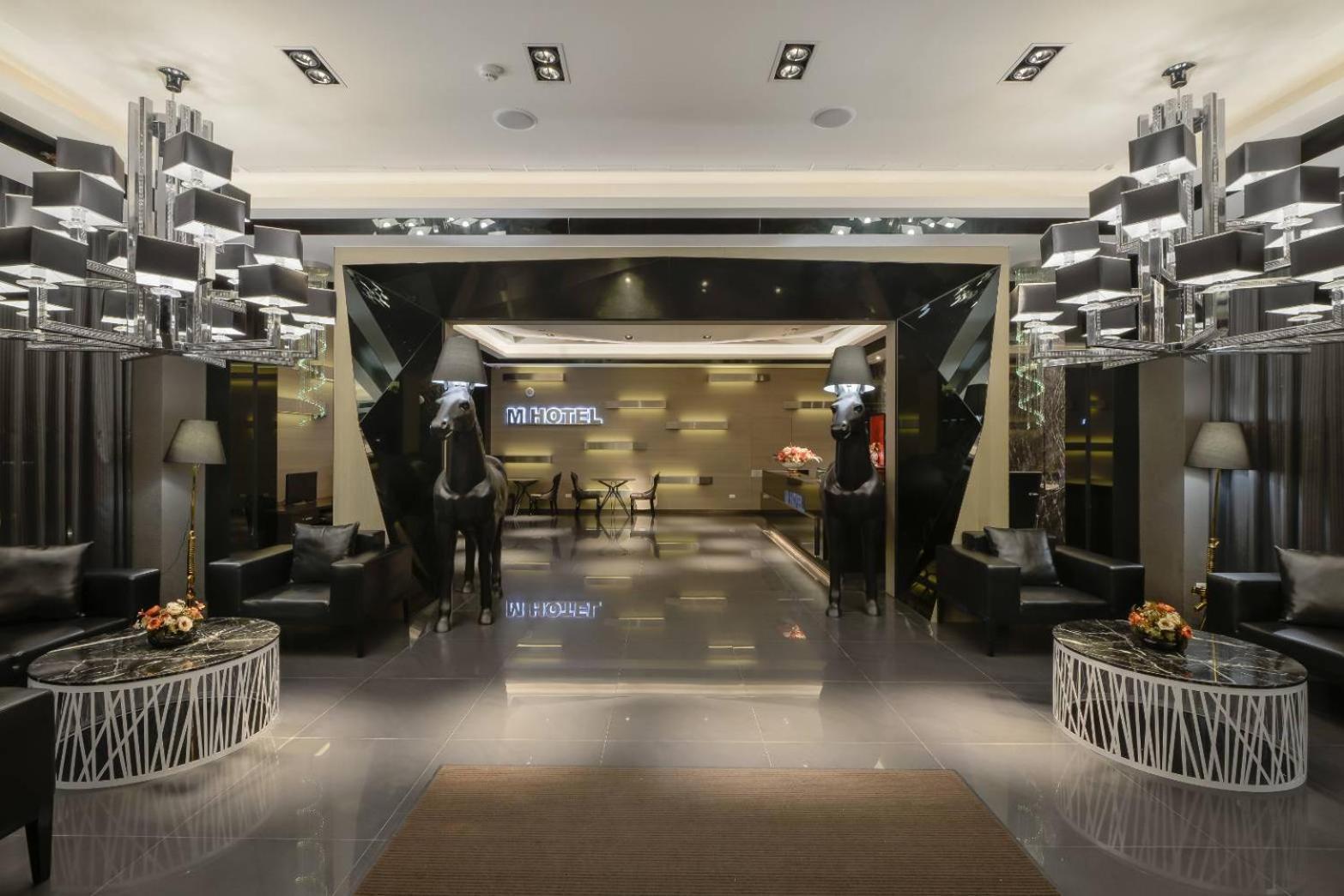 M Hotel Цаотун Экстерьер фото