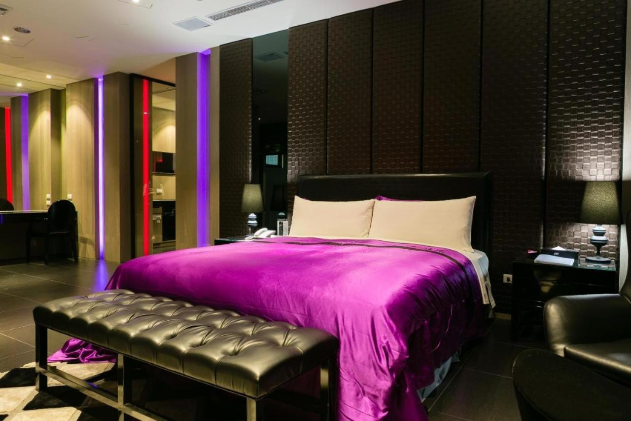 M Hotel Цаотун Экстерьер фото