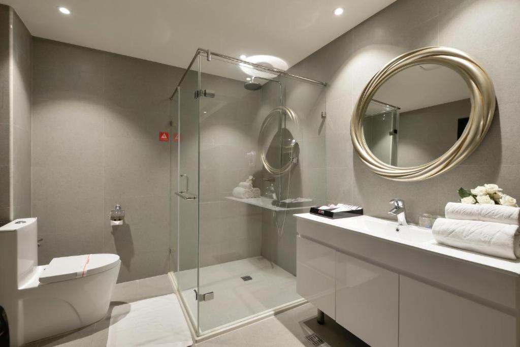 M Hotel Цаотун Экстерьер фото